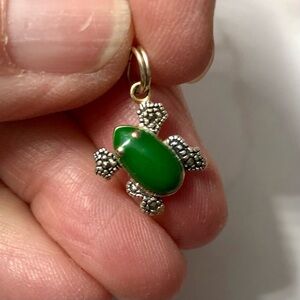 VINTAGE ENAMEL AND MARCASITE FROG PENDANT CHARM